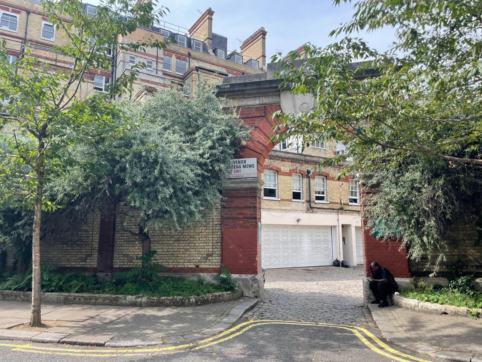 Grosvenor Gardens Apartments London Exterior photo